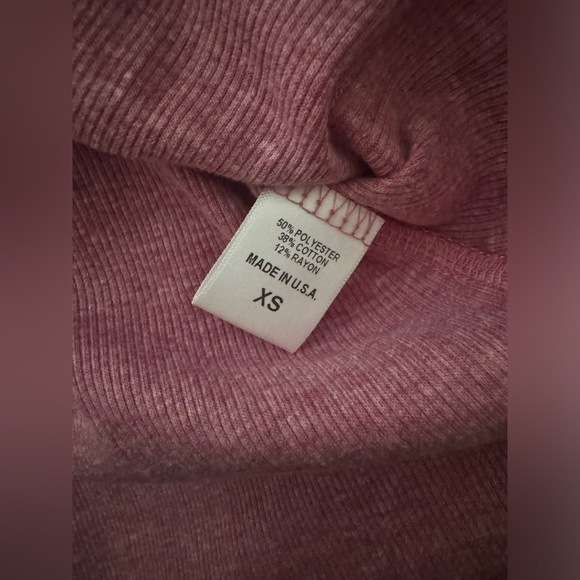 H.i.p. Happening in the Present XS Pink Mauve Thermal Sweater - Picture 4 of 4